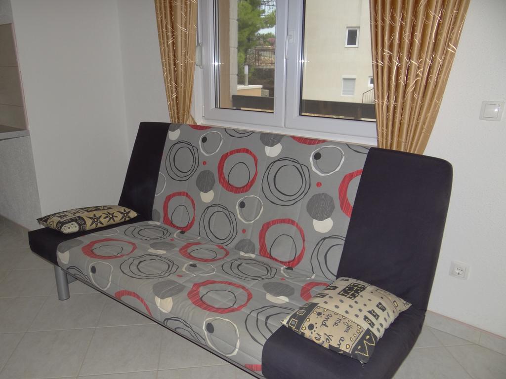 Vila Lola Apartmani Трогир Екстериор снимка