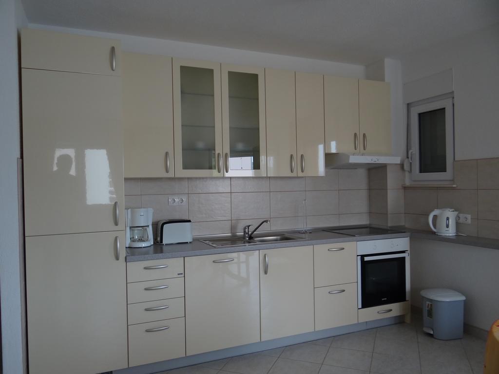 Vila Lola Apartmani Трогир Екстериор снимка