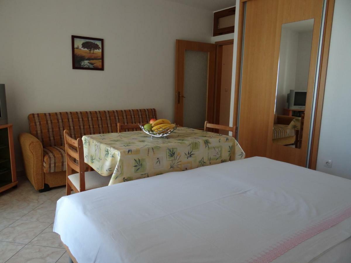 Vila Lola Apartmani Трогир Екстериор снимка