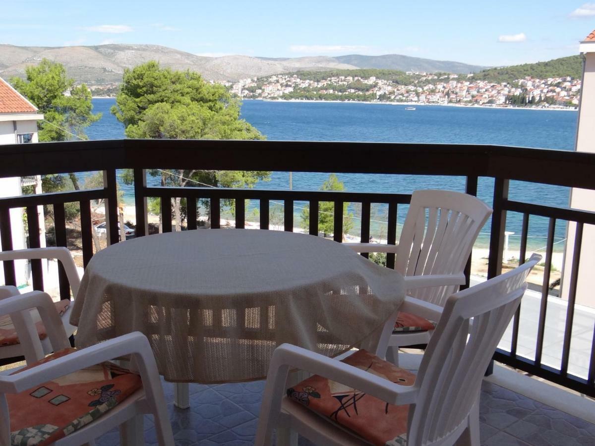 Vila Lola Apartmani Трогир Екстериор снимка